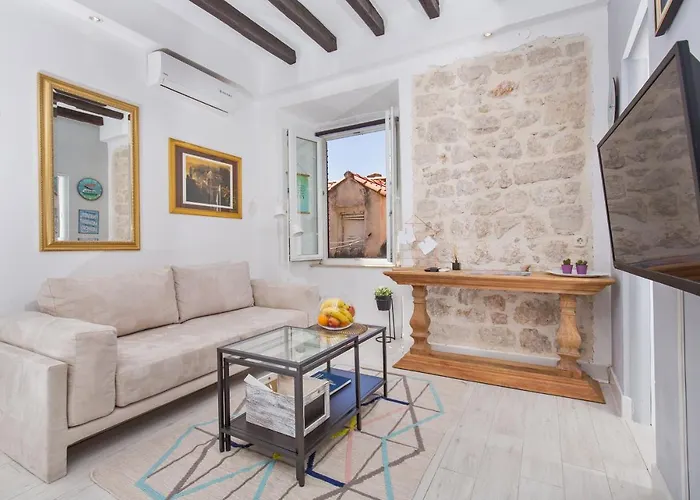 Apartments And Room Le Petit Nono
